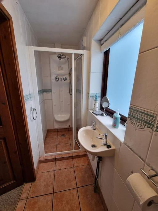 Yr Hen Efail Villa Ederyn Bagian luar foto