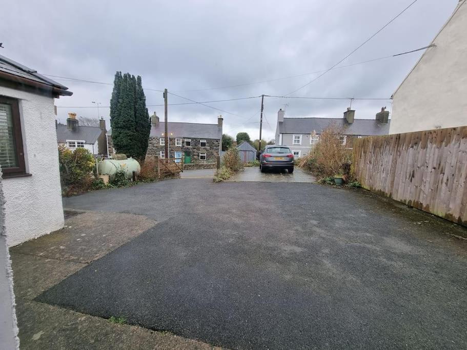 Yr Hen Efail Villa Ederyn Bagian luar foto
